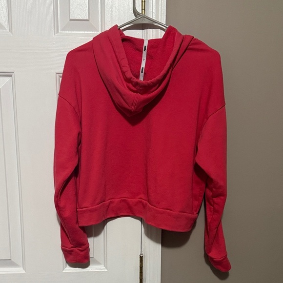 Puma Power Women's Cropped Hoodie Size Medium - Picture 2 of 4